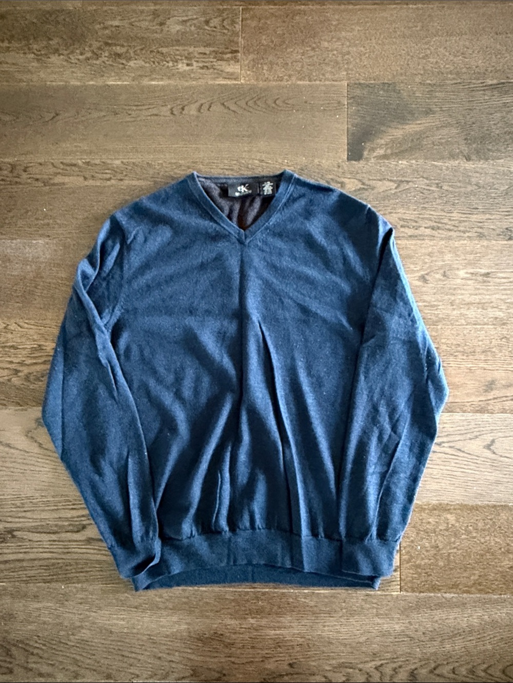 Calvin Klein Wool V-Neck Navy Sweater